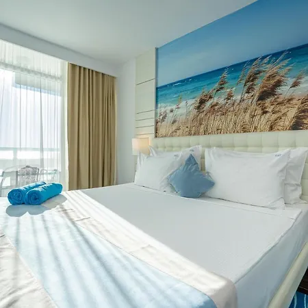 Mera Onix Hotel 4*