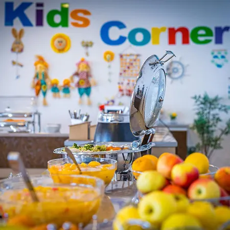 Ξενοδοχείο Mera Onix